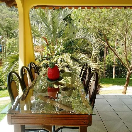 Casa Com Flores Pedra Azul  Kültér fotó