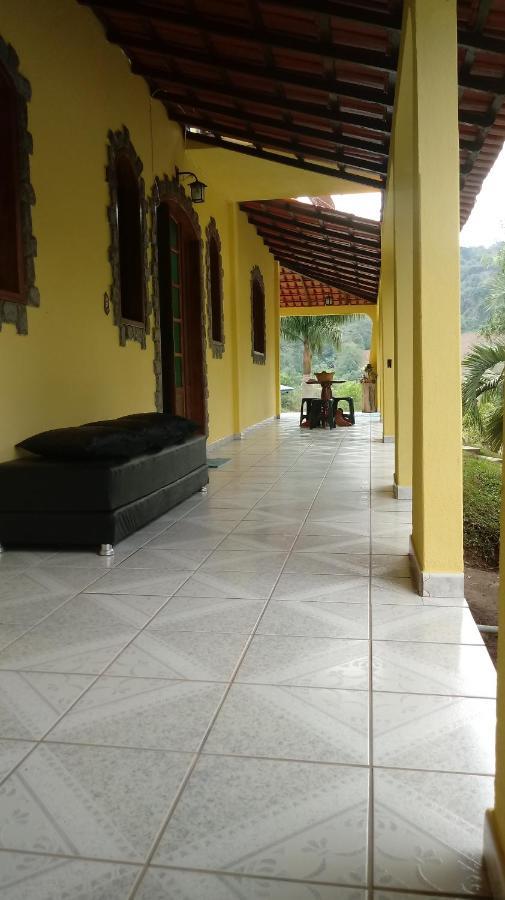 Casa Com Flores Pedra Azul  Kültér fotó