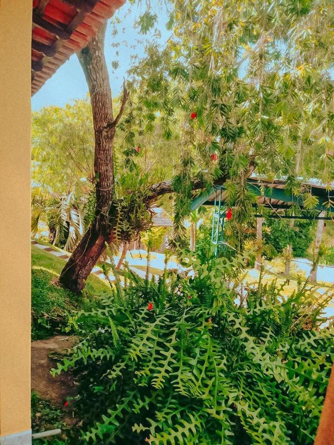 Casa Com Flores Pedra Azul  Kültér fotó